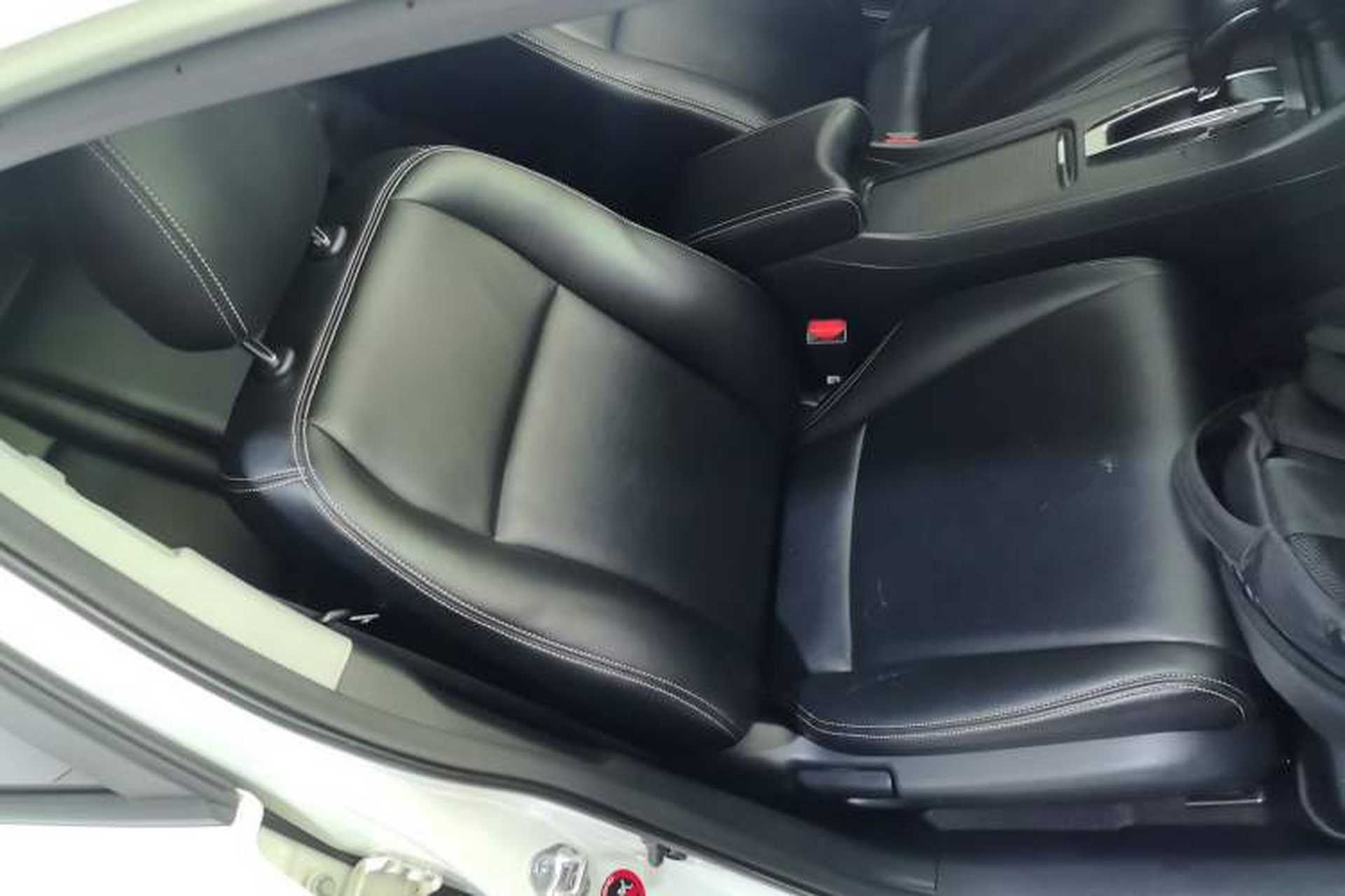 Used Honda Jade 2017 1.8L Automatic Classic Edition 5 seats Right Front Seat