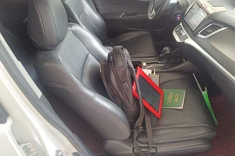 Used Honda Jade 2017 1.8L Automatic Classic Edition 5 seats Right Front Seat
