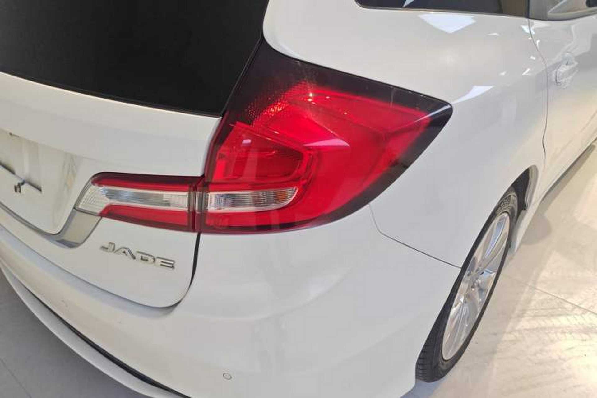 Used Honda Jade 2017 1.8L automatic Comfort version 5 seats Right Rear Taillight