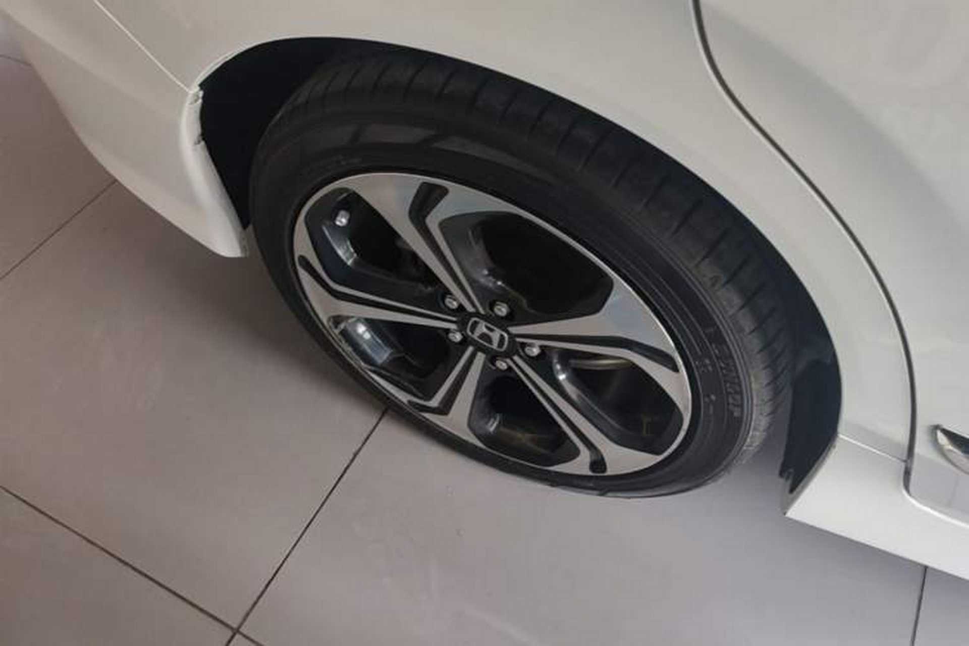 Used Honda Jade 2017 210 TURBO CVT Luxury Edition 5 Seats Right Rear Wheel Hub