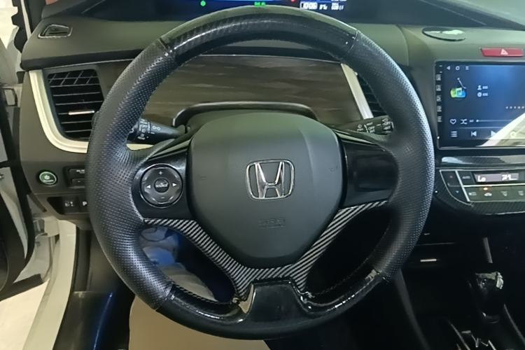 Used Honda Jade 2017 1.8L automatic Comfort version 5 seats Steering Wheel