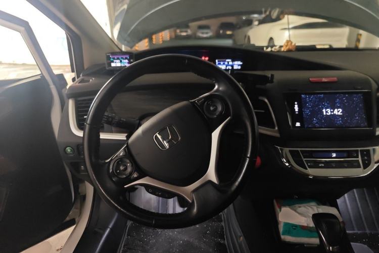 Used Honda Jade 2017 210 TURBO CVT Luxury Edition 5 Seats Steering Wheel