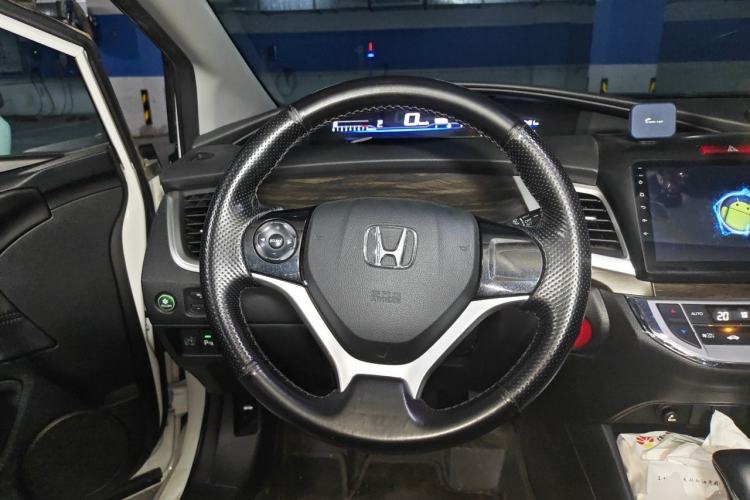 Used Honda Jade 2017 1.8L automatic Comfort version 5 seats Steering Wheel