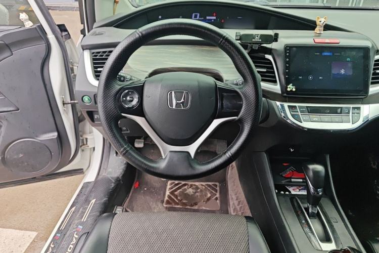 Used Honda Jade 2017 1.8L automatic Comfort version 5 seats Steering Wheel