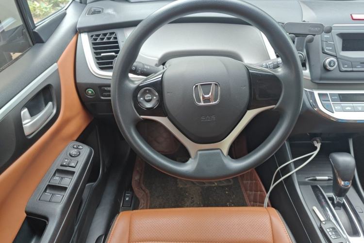 Used Honda Jade 2017 1.8L Automatic Classic Edition 5 seats Steering Wheel