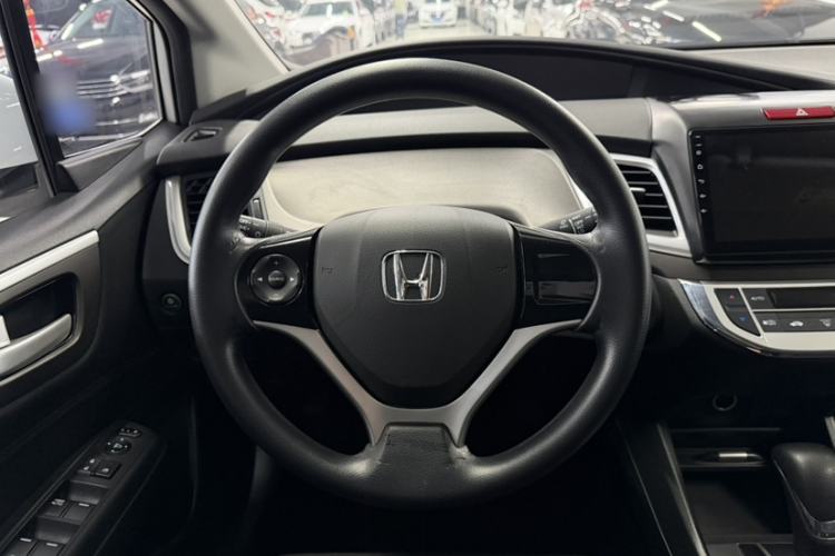 Used Honda Jade 2017 1.8L Automatic Classic Edition 5 seats Steering Wheel