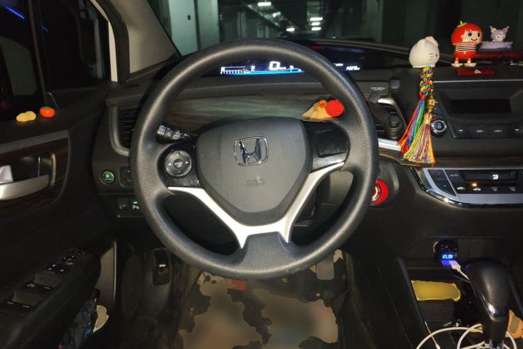 Used Honda Jade 2017 1.8L automatic Comfort version 5 seats Steering Wheel
