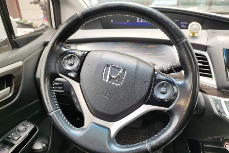Used Honda Jade 2017 210 TURBO CVT Luxury Edition 5 Seats Steering Wheel