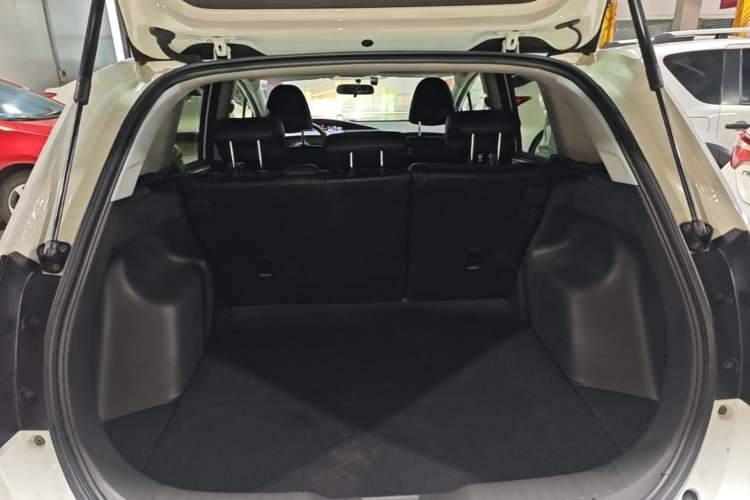 Used Honda Jade 2017 1.8L automatic Comfort version 5 seats Trunk