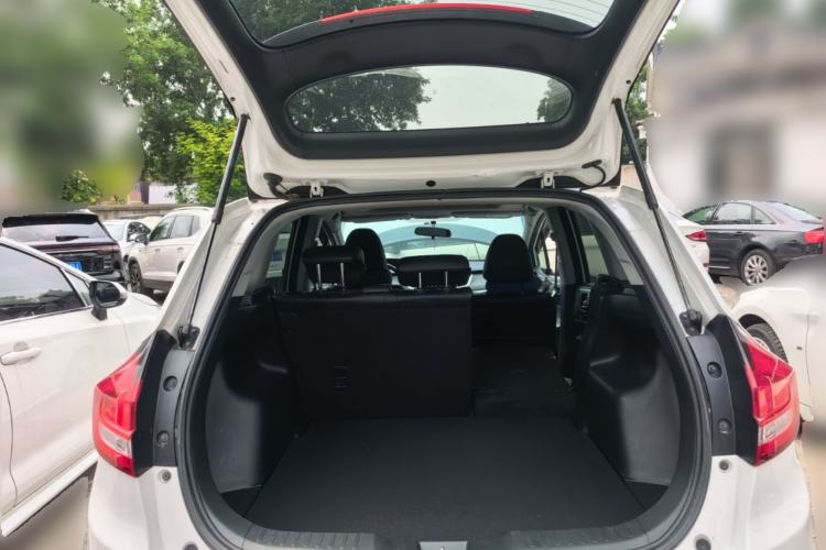 Used Honda Jade 2017 1.8L automatic Comfort version 5 seats Trunk