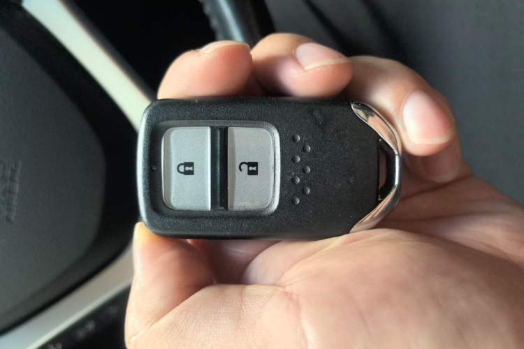 Used Honda Jade 2017 210 TURBO CVT Luxury Edition 5 Seats Vehicle Key