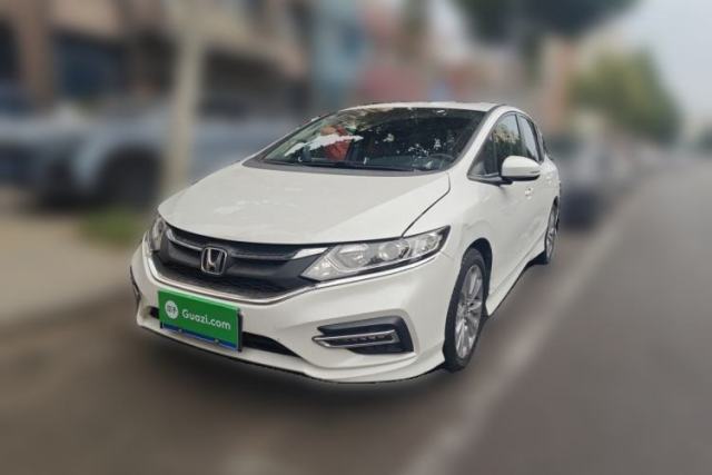Honda Jade 2017 1.8L automatic Comfort version 5 seats с пробегом