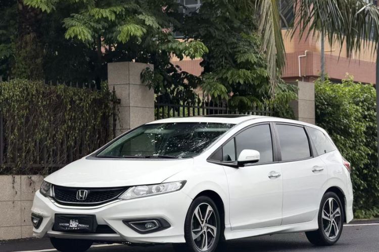 Honda Jade 2017 1.8L automatic Comfort version 5 seats مستعملة Guazi used car, China used car export, Used car for sale, Used  cars, Cheapest cars for sale
