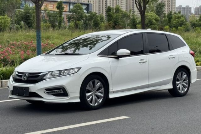 Used Honda Jade 2017 1.8L automatic Comfort version 5 seats