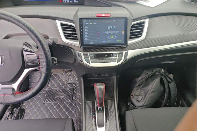 Used Honda Jade 2017 1.8L Automatic Classic Edition 5 seats Audio And AC Panel