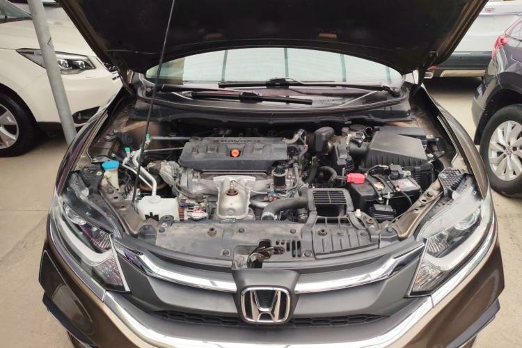 Used Honda Jade 2017 1.8L automatic Comfort version 5 seats Engine Bay