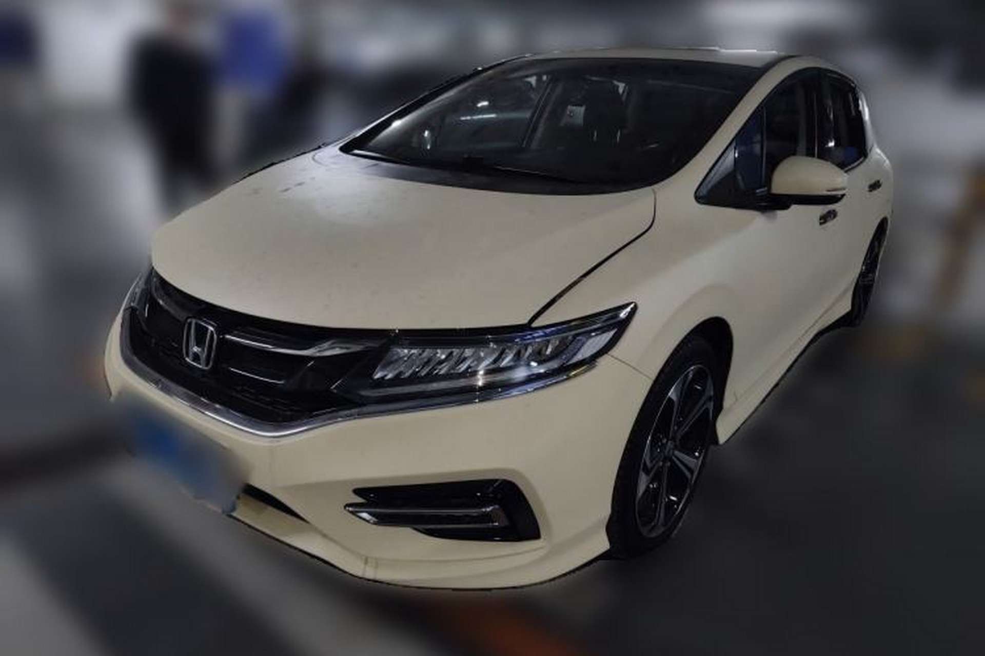 Used Honda Jade 2017 210 TURBO CVT Luxury Edition 5 Seats Front Left 45 Deg