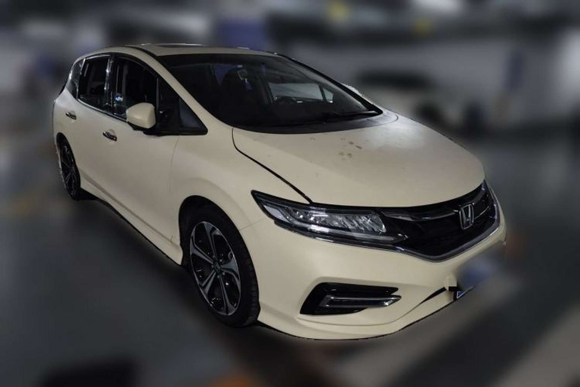 Used Honda Jade 2017 210 TURBO CVT Luxury Edition 5 Seats Front Right 45 Deg