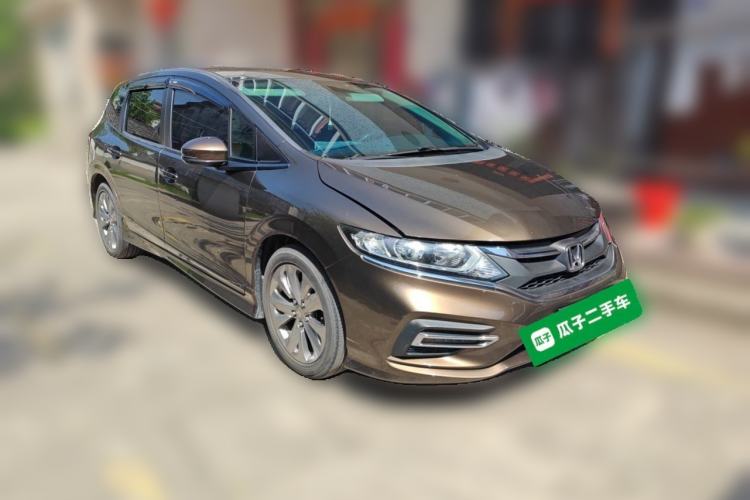 Used Honda Jade 2017 1.8L automatic Comfort version 5 seats Front Right 45 Deg