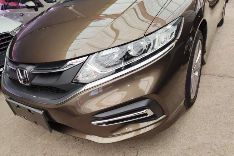 Used Honda Jade 2017 1.8L automatic Comfort version 5 seats Left Front Headlight
