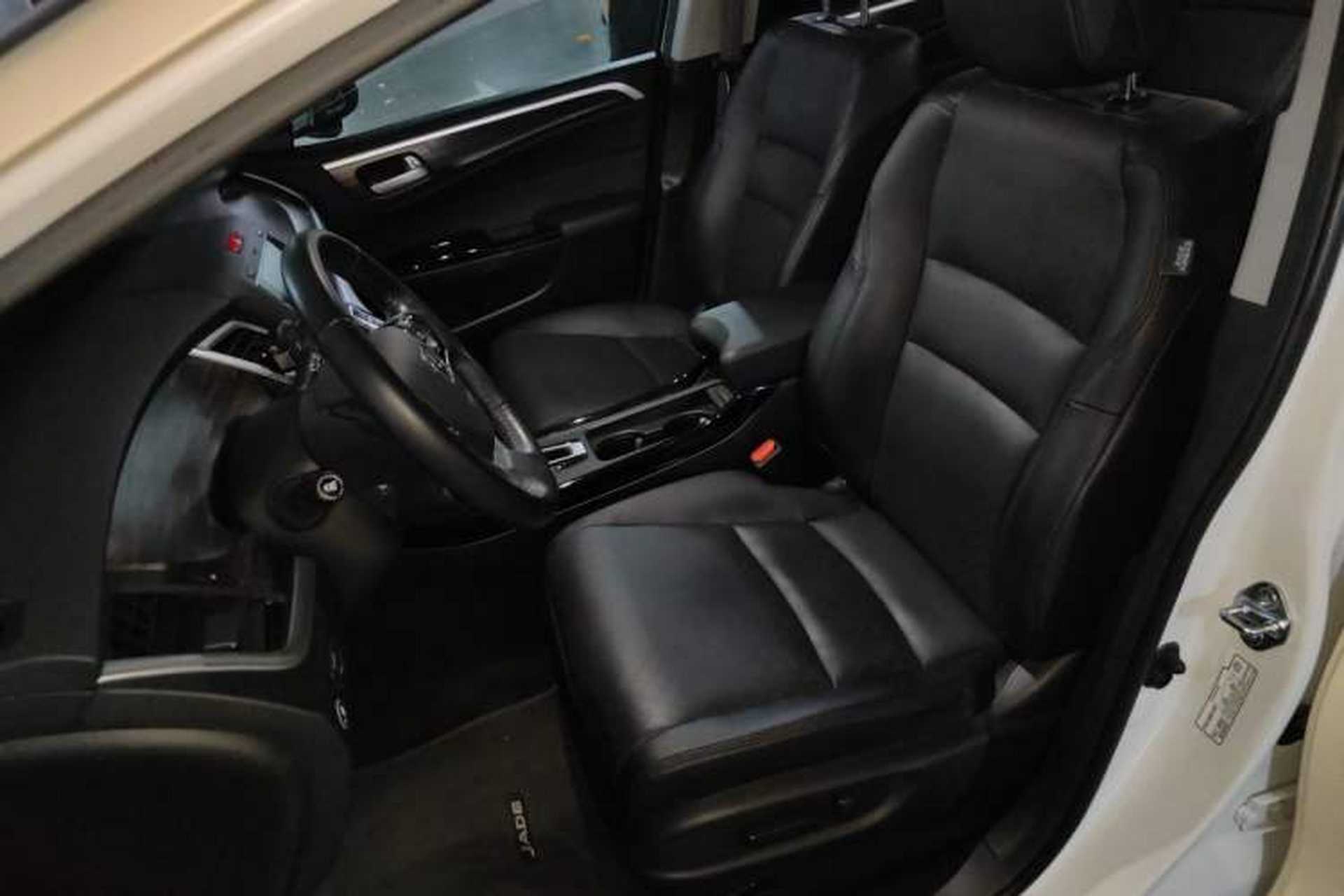 Used Honda Jade 2017 210 TURBO CVT Luxury Edition 5 Seats Left Front Seat