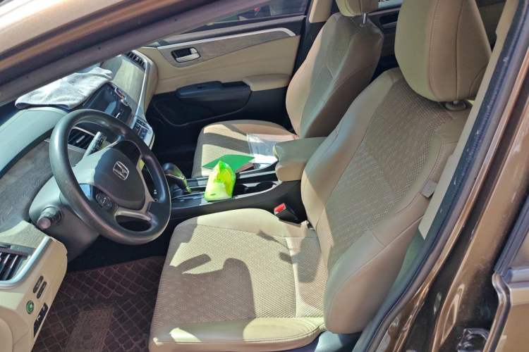 Used Honda Jade 2017 1.8L automatic Comfort version 5 seats Left Front Seat