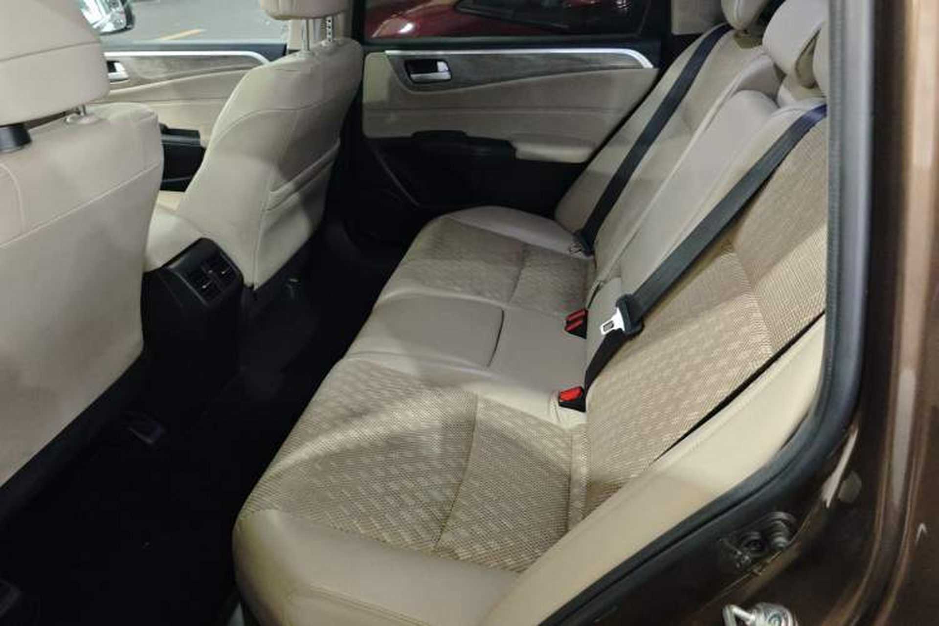 Used Honda Jade 2017 1.8L automatic Comfort version 5 seats Left Rear Seat