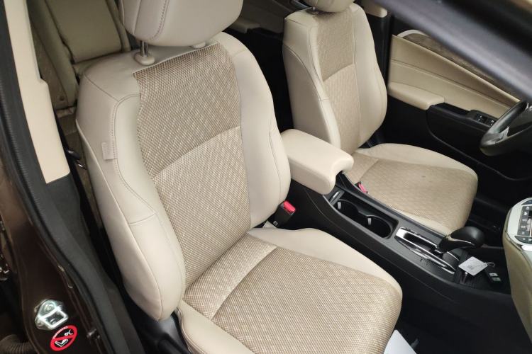 Used Honda Jade 2017 1.8L automatic Comfort version 5 seats Right Front Seat