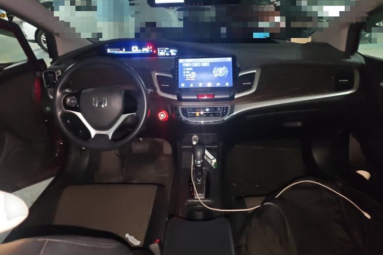 Used Honda Jade 2020 1.8L automatic Comfort version Center Console