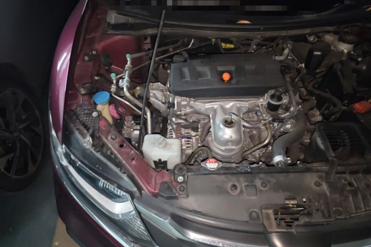 Used Honda Jade 2020 1.8L automatic Comfort version Engine Bay Right