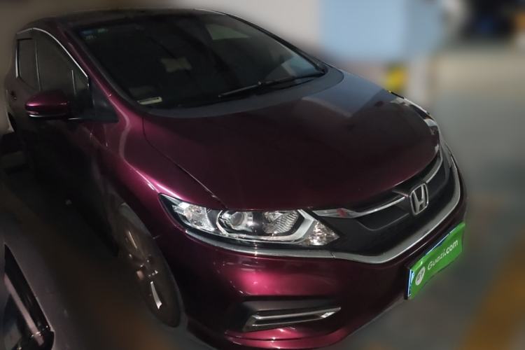 Used Honda Jade 2020 1.8L automatic Comfort version Front Right 45 Deg