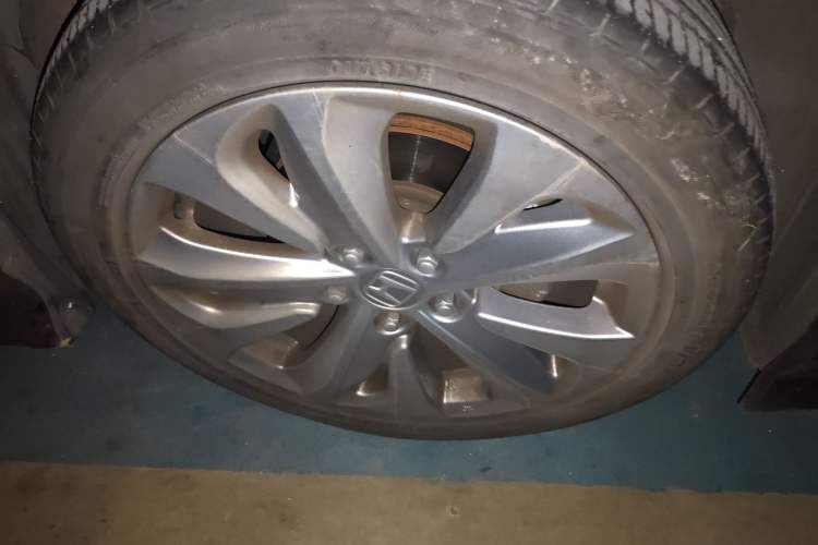 Used Honda Jade 2020 1.8L automatic Comfort version Right Front Wheel Hub