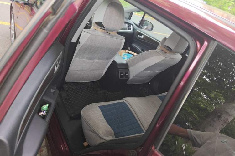 Used Honda Jade 2020 1.8L automatic Comfort version Left Rear Seat
