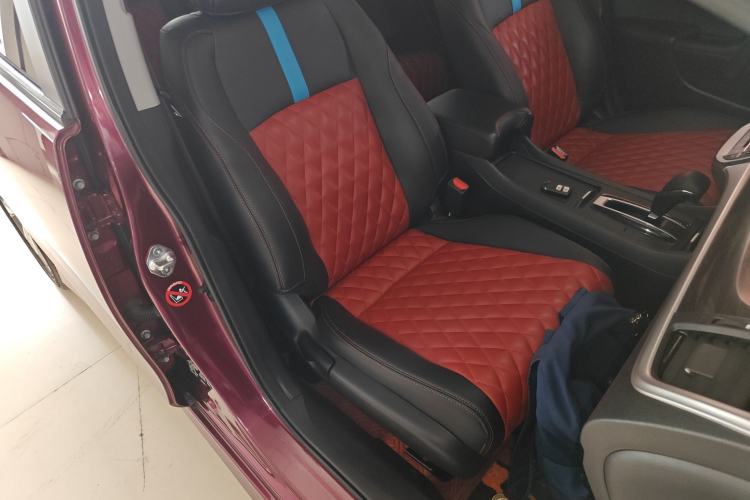 Used Honda Jade 2020 1.8L automatic Comfort version Right Front Seat