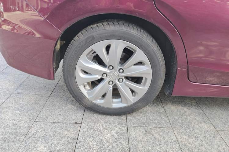 Used Honda Jade 2020 1.8L automatic Comfort version Right Rear Wheel Hub
