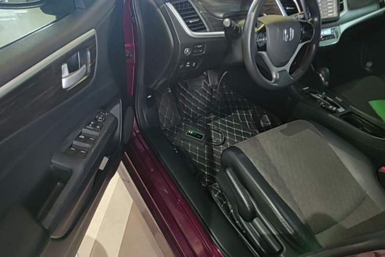 Used Honda Jade 2020 1.8L automatic Comfort version Driver Seat