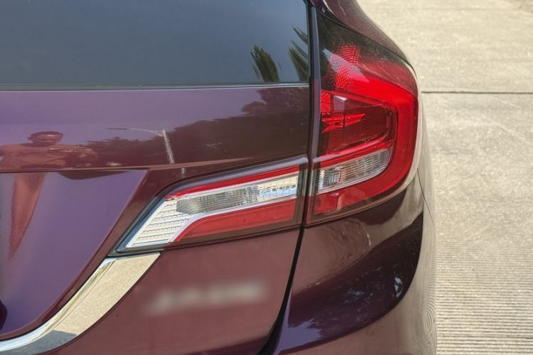 Used Honda Jade 2020 1.8L automatic Comfort version Exterior 4