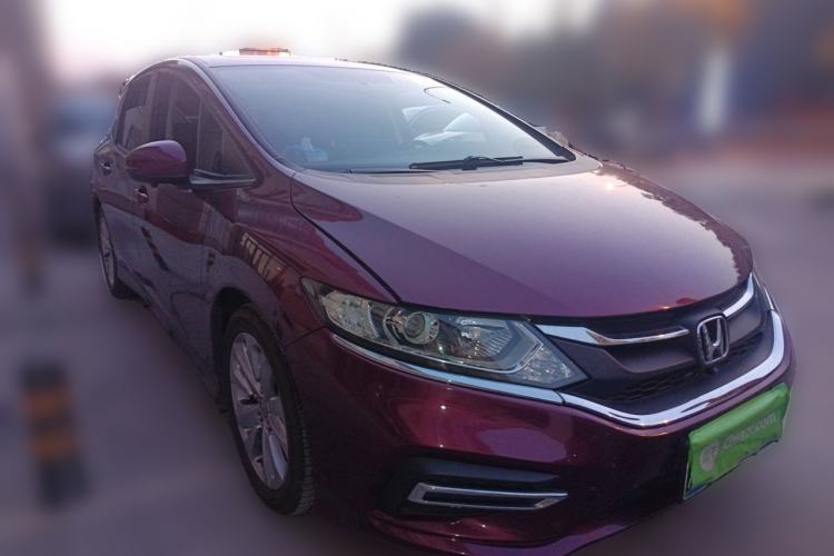 Used Honda Jade 2020 1.8L automatic Comfort version Front Right 45 Deg