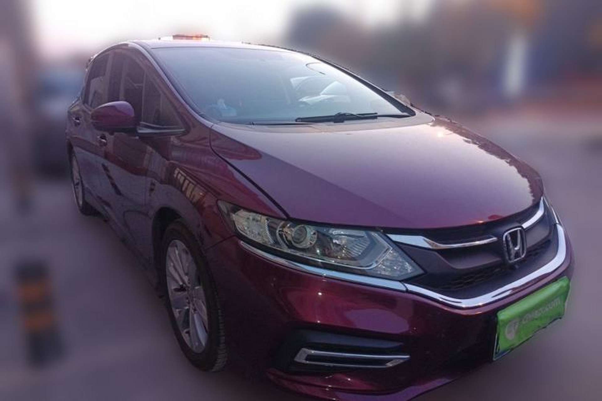 Used Honda Jade 2020 1.8L automatic Comfort version Front Right 45 Deg