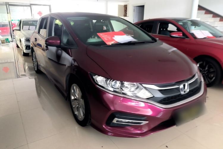 Used Honda Jade 2020 1.8L automatic Comfort version Front Right 45 Deg