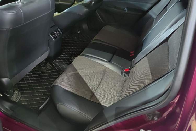 Used Honda Jade 2020 1.8L automatic Comfort version Left Rear Seat
