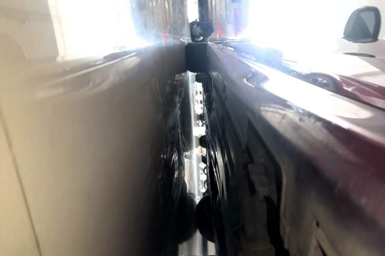 Used Honda Jade 2020 1.8L automatic Comfort version Left Side Sill