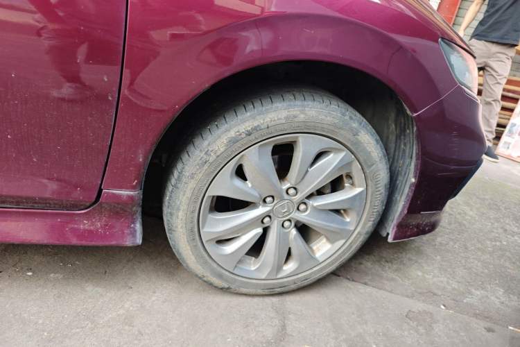 Used Honda Jade 2020 1.8L automatic Comfort version Right Front Wheel Hub