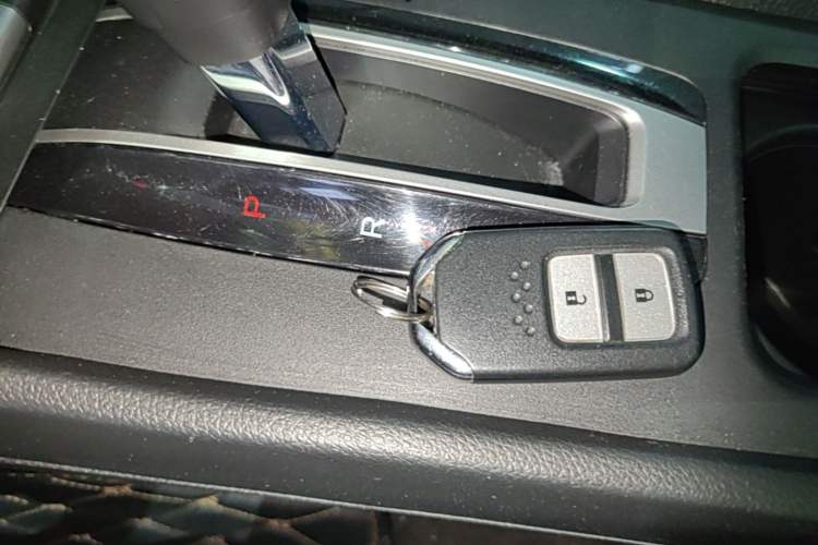 Used Honda Jade 2020 1.8L automatic Comfort version Vehicle Key