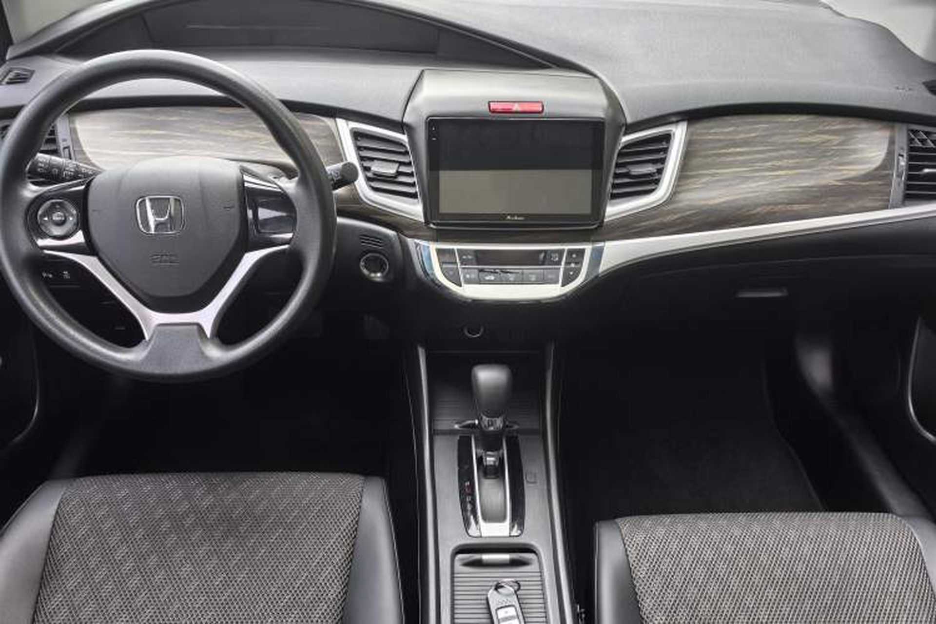 Used Honda Jade 2020 1.8L automatic Comfort version Audio And AC Panel