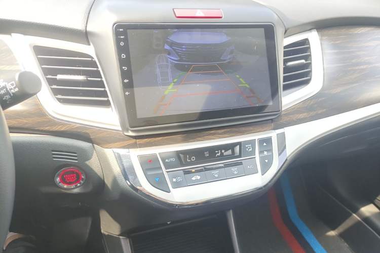 Used Honda Jade 2020 1.8L automatic Comfort version Audio And AC Panel