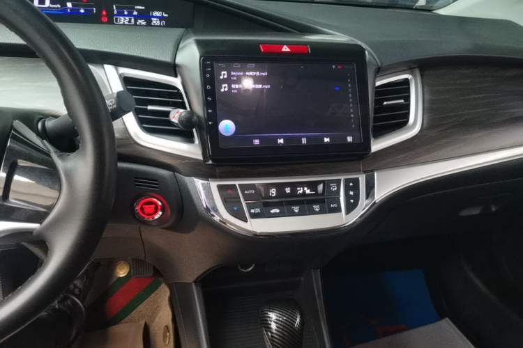 Used Honda Jade 2020 1.8L automatic Comfort version Audio And AC Panel