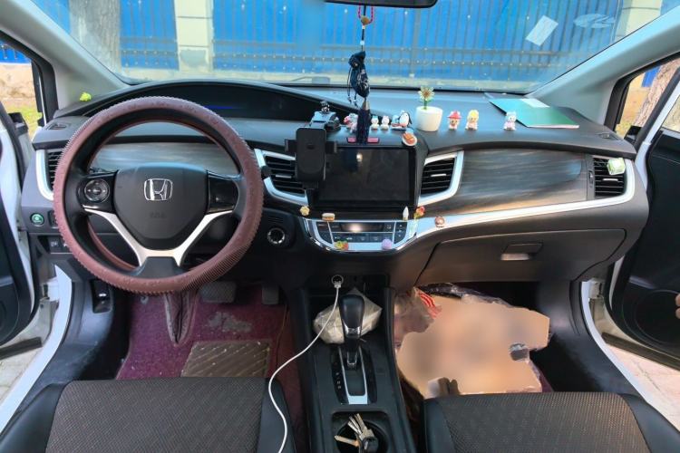 Used Honda Jade 2020 1.8L automatic Comfort version Center Console