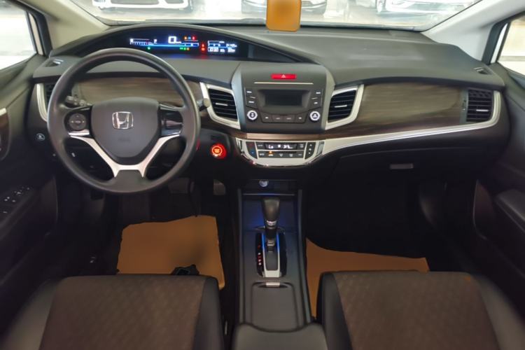 Used Honda Jade 2020 1.8L automatic Comfort version Center Console