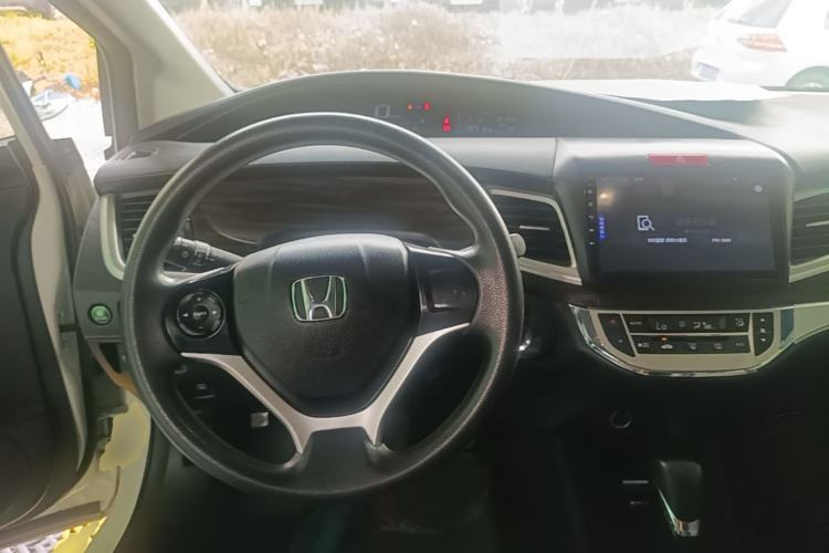 Used Honda Jade 2020 1.8L automatic Comfort version Center Console